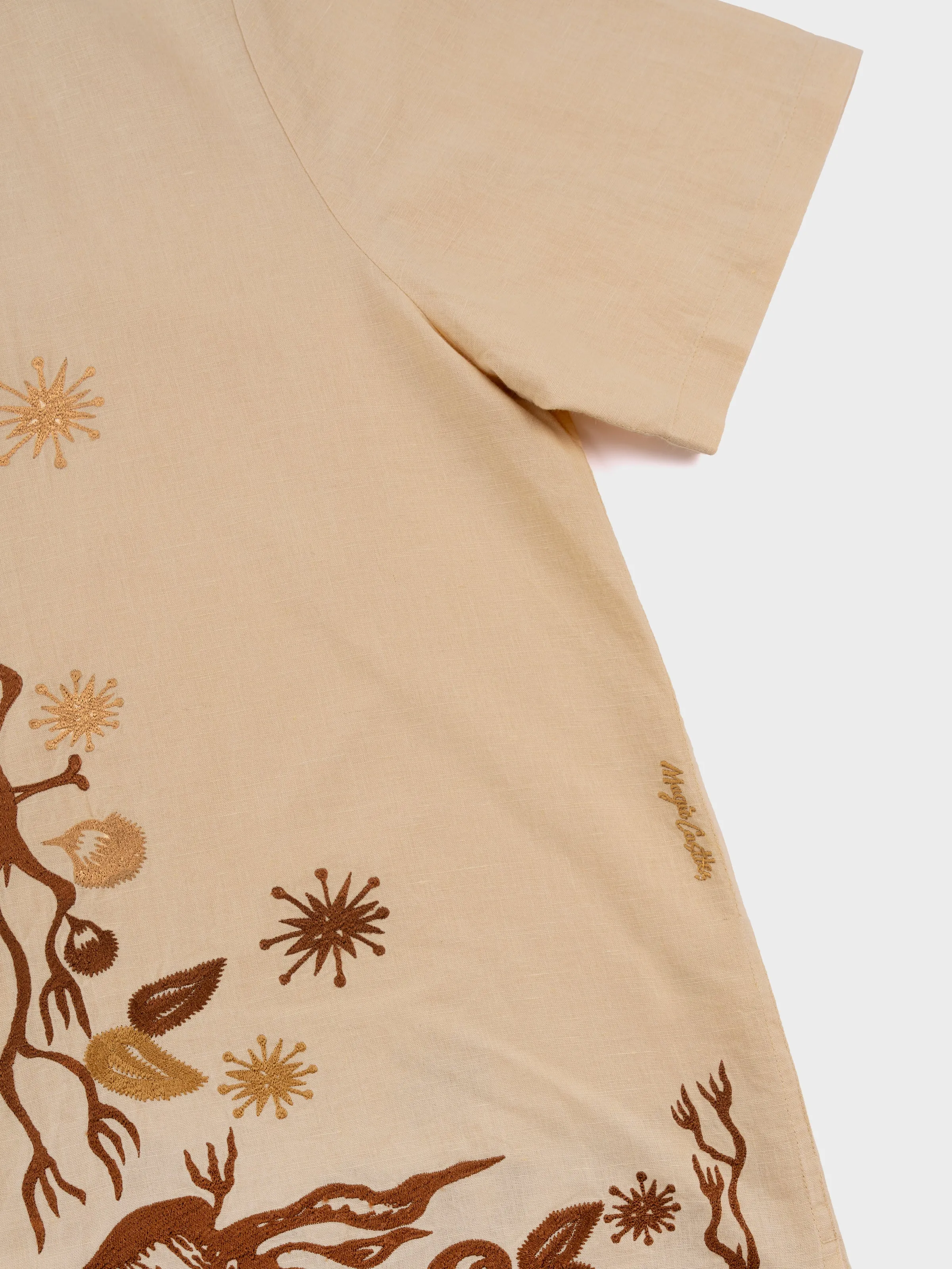 Magic Castles Wave Embroidered S/S Shirt - Ecru